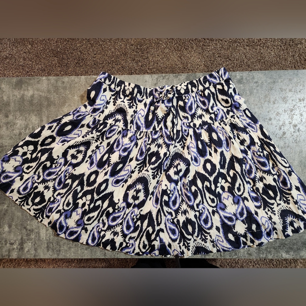 NWT Tommy Hilfiger large skirt